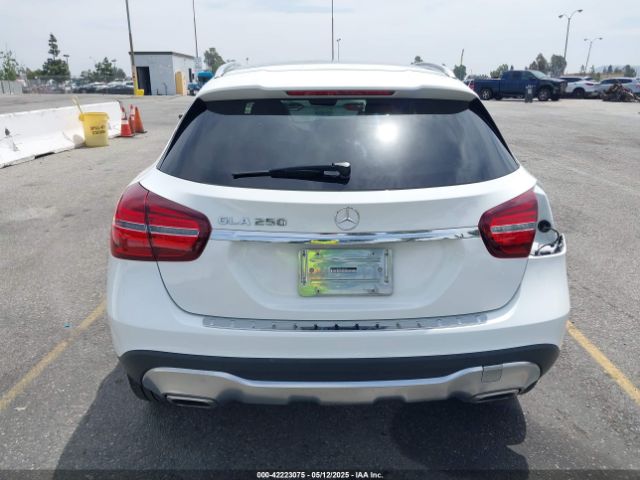 WDCTG4EB9KJ550931 Mercedes-Benz GLA 250