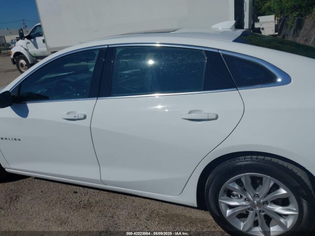 1G1ZD5ST2PF215105 Chevrolet Malibu Fwd 1lt