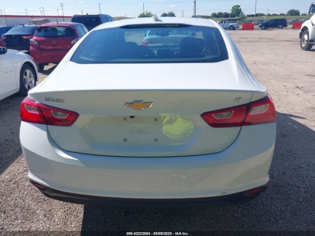 1G1ZD5ST2PF215105 Chevrolet Malibu Fwd 1lt