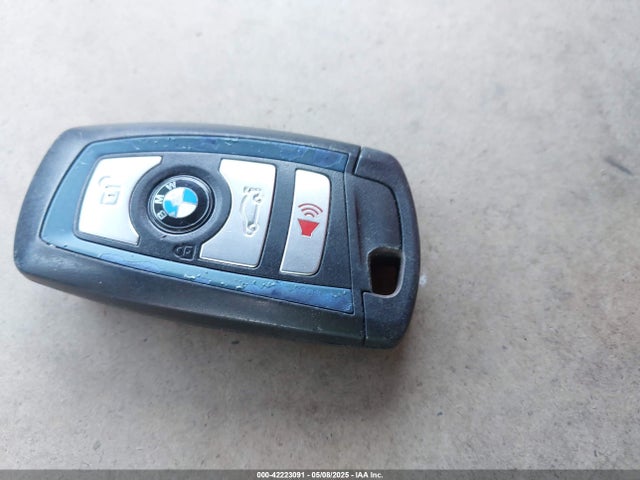 WBA8B7G57GNU36930 BMW 340i