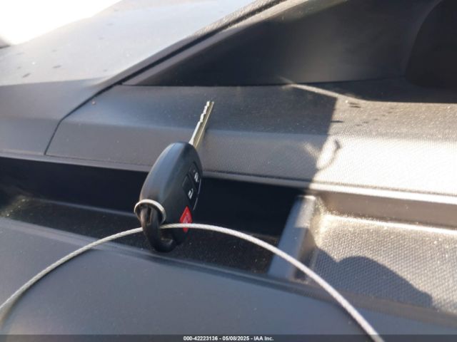 JTDKDTB39F1088569 Toyota Prius C Two