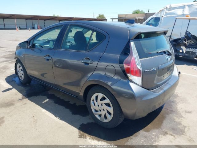 JTDKDTB39F1088569 Toyota Prius C Two
