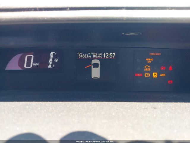 JTDKDTB39F1088569 Toyota Prius C Two