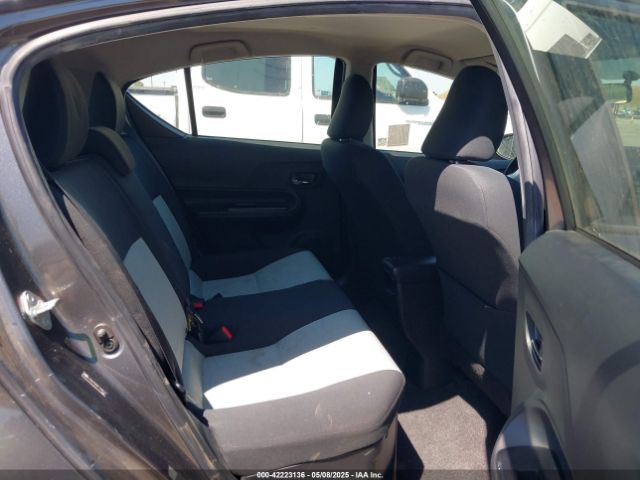 JTDKDTB39F1088569 Toyota Prius C Two