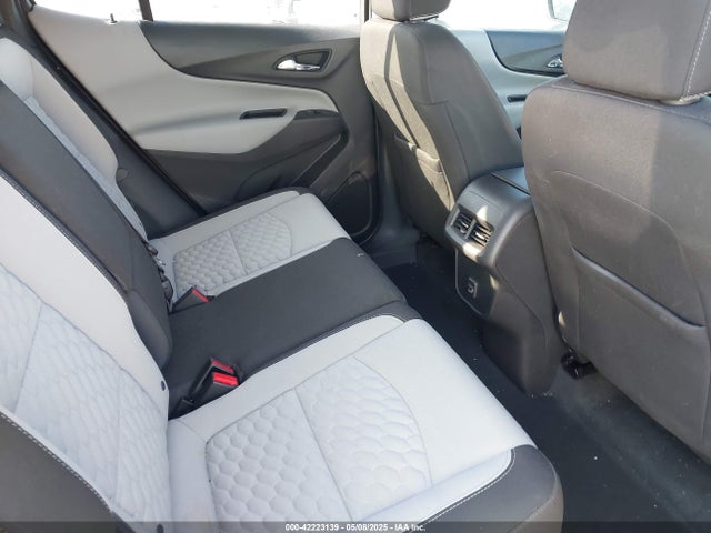 3GNAXKEV9KL348246 Chevrolet EQUINOX LT