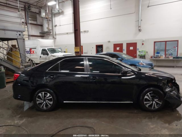 4T4BF1FKXER429704 Toyota CAMRY LE