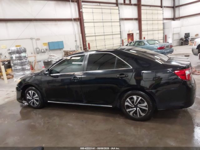 4T4BF1FKXER429704 Toyota CAMRY LE