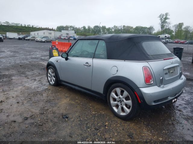 2006 MINI COOPER S WMWRH33586TF88407 Photo 2