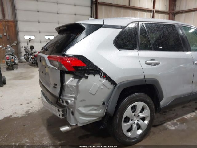2T3F1RFV1NW314354 Toyota RAV4 LE