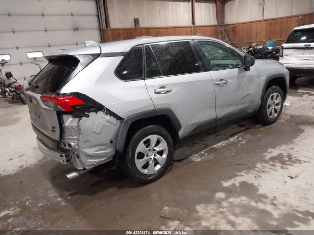 2T3F1RFV1NW314354 Toyota RAV4 LE