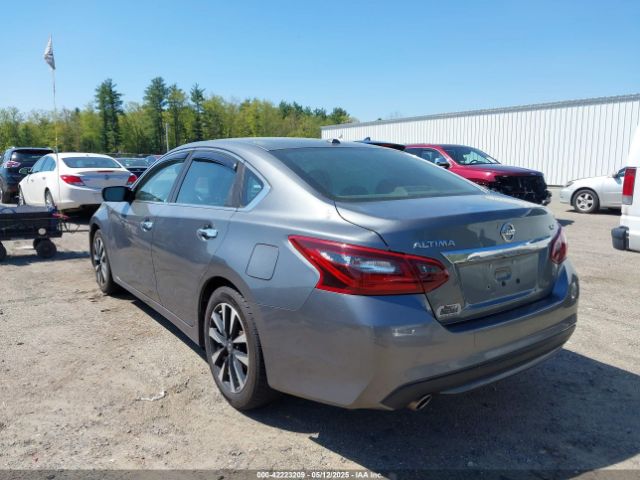 1N4AL3AP5JC270792 Nissan Altima 2.5 Sv