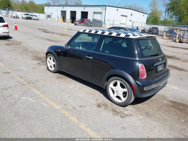 2003 MINI COOPER WMWRC33463TC41773 Photo 2