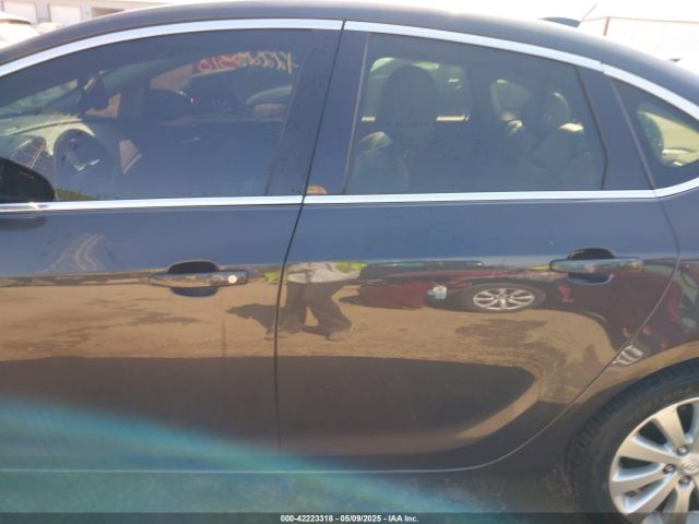 1G4PP5SKXF4180154 Buick Verano