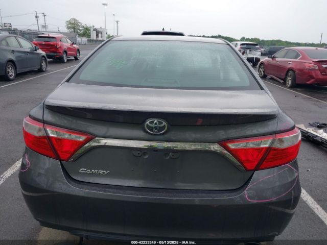 4T1BF1FK4HU352648 Toyota CAMRY SE