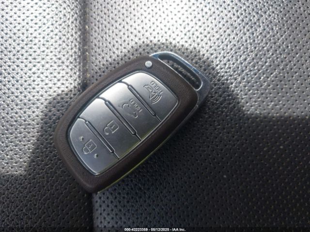 KM8J3CA26HU320369 Hyundai Tucson Limited