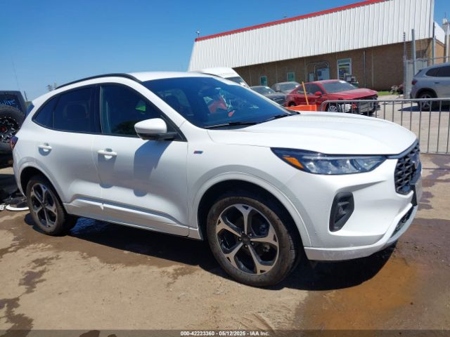 1FMCU9NA9PUA02318 Ford Escape St-line Select