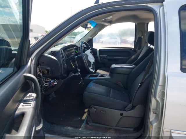 2011 CHEVROLET SILVERADO 1500 3GCPCSE09BG341003 Photo 4