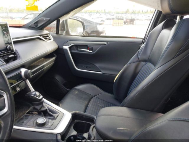 2020 TOYOTA RAV4 HYBRID JTMEWRFV7LJ037797 Photo 4