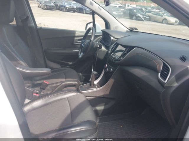 KL7CJPSBXKB757316 Chevrolet Trax Lt