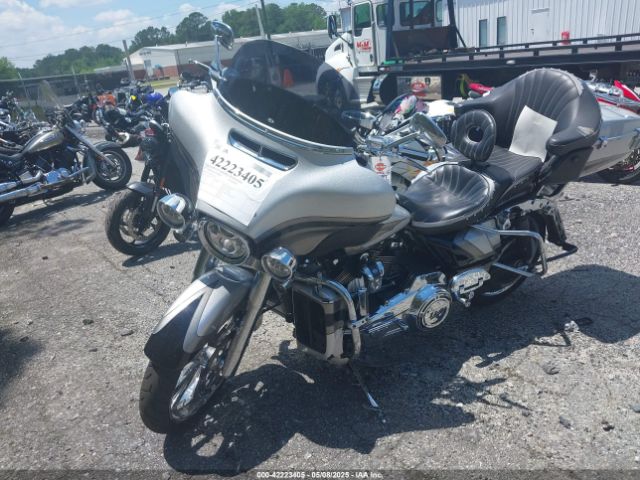 2017 HARLEY-DAVIDSON FLHTKSE 1HD1TEF13HB952773 Photo 1