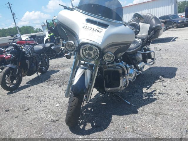 2017 HARLEY-DAVIDSON FLHTKSE 1HD1TEF13HB952773 Photo 4