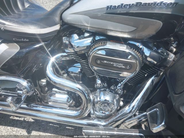2017 HARLEY-DAVIDSON FLHTKSE 1HD1TEF13HB952773 Photo 7