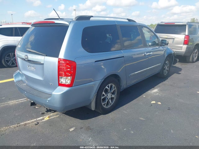 KNDMH4C77E6548379 KIA SEDONA EX