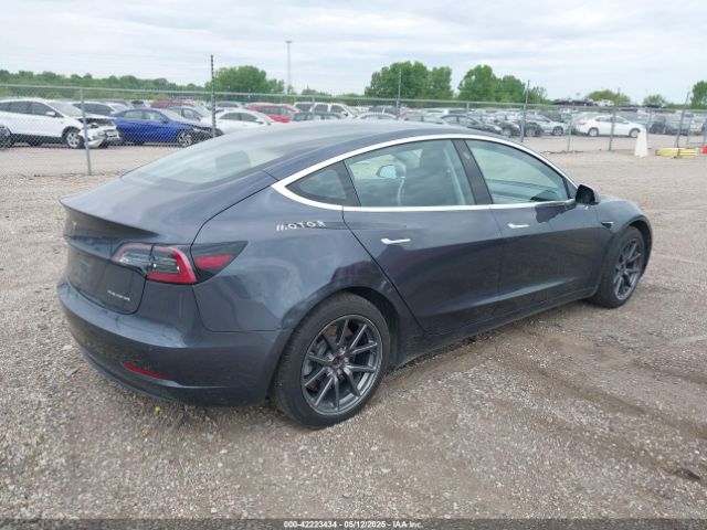 2018 TESLA MODEL 3 5YJ3E1EB4JF112379 Photo 3
