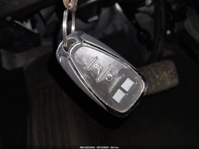 2GNAXVEV4J6322741 Chevrolet Equinox Premier