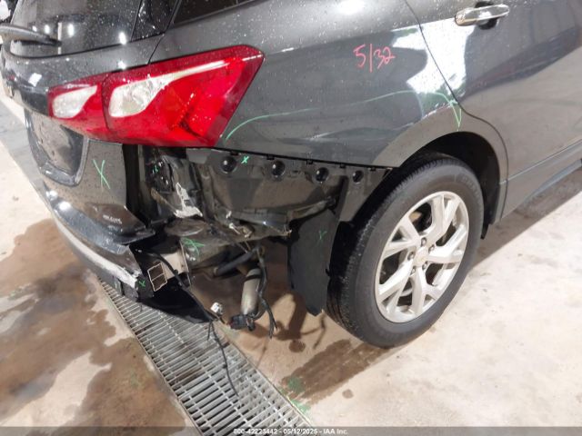 2GNAXVEV4J6322741 Chevrolet Equinox Premier