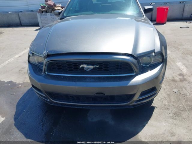 1ZVBP8EM9E5328667 Ford Mustang V6
