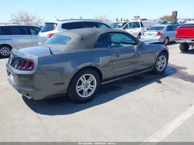 1ZVBP8EM9E5328667 Ford Mustang V6