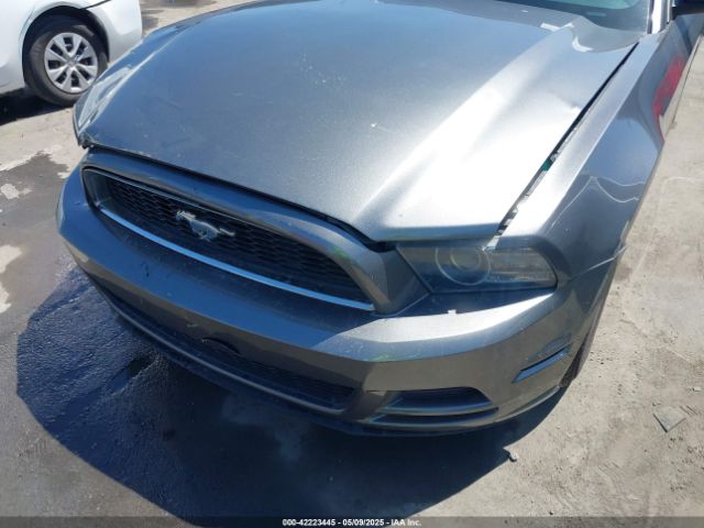 1ZVBP8EM9E5328667 Ford Mustang V6