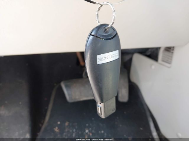 2C4RC1CG2ER169379 Chrysler Town & Country Touring-l
