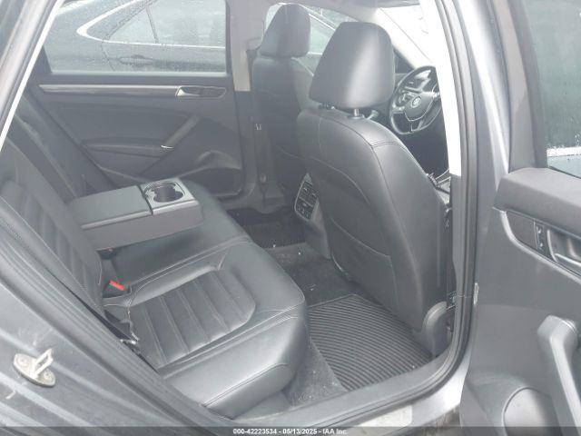 1VWCM7A32GC002244 Volkswagen Passat V6 Sel Premium