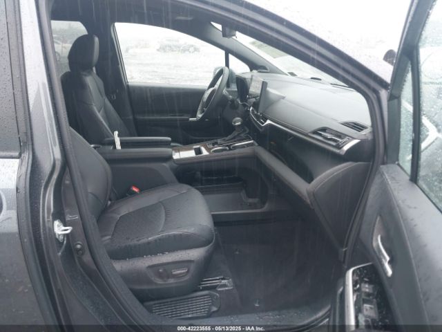 5TDESKFC7SS171311 Toyota Sienna Platinum