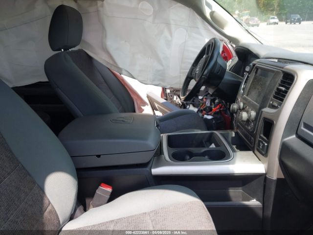 3C6RR7LT1GG207778 RAM 1500 Big Horn
