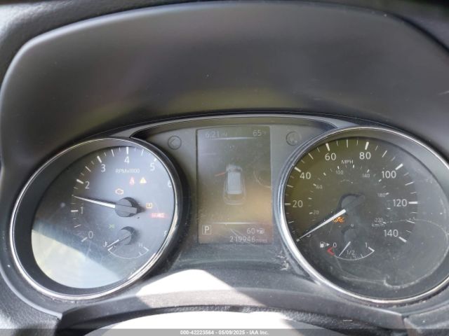5N1AT2MT8HC832378 Nissan ROGUE S