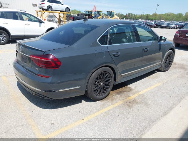 1VWDT7A34HC081571 Volkswagen 1.8 tsi