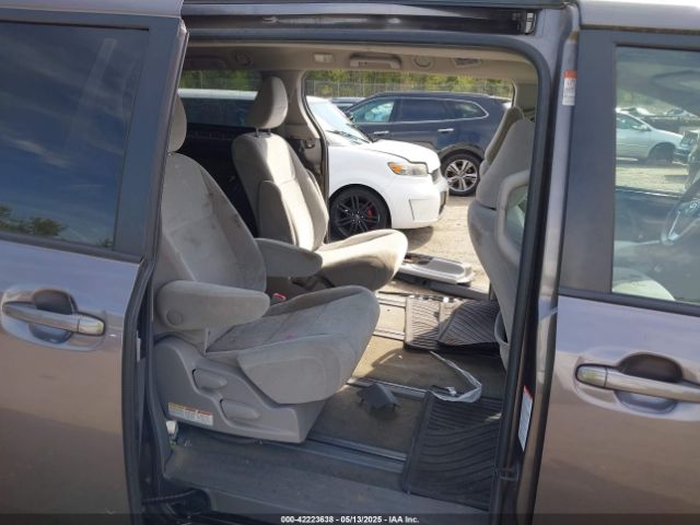5TDJK3DC3FS107408 Toyota Sienna Le 7 Passenger