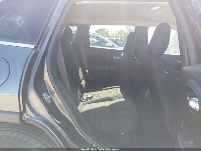 1C4PJMCB1FW691495 Jeep Cherokee Latitude