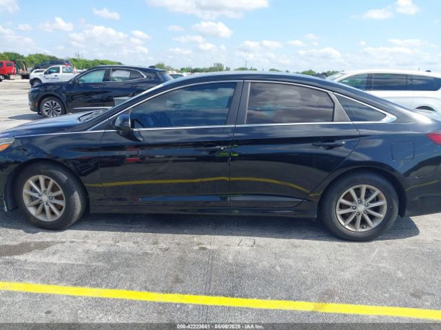 5NPE24AF3KH759550 Hyundai SONATA SE