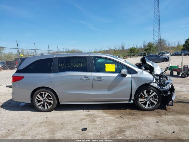 5FNRL6H88RB046282 Honda Odyssey Touring