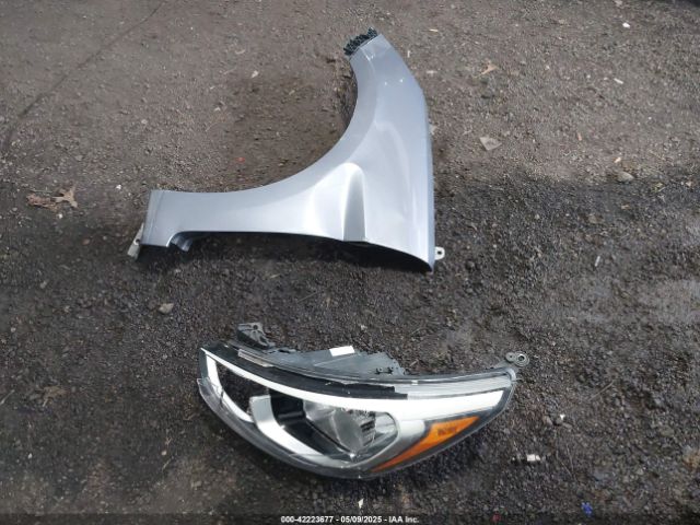 KMHCT4AE9GU046401 Hyundai ACCENT SE