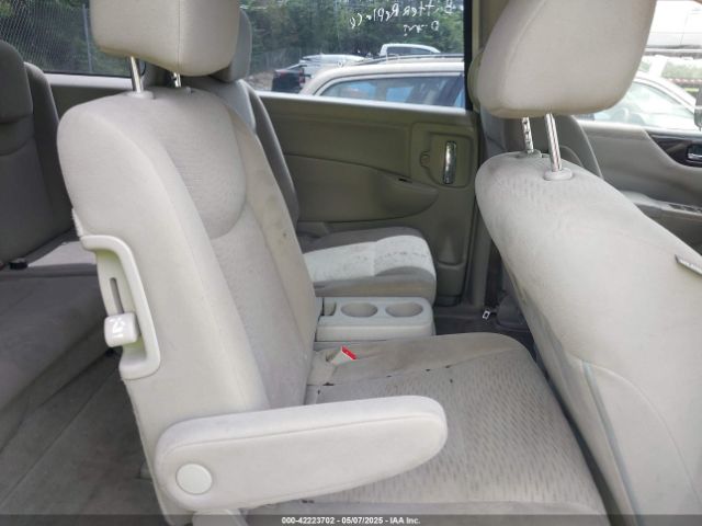 JN8AE2KP5E9103563 Nissan QUEST S