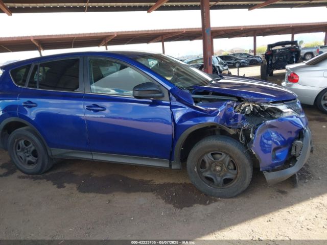 2T3ZFREVXFW187024 Toyota RAV4 LE