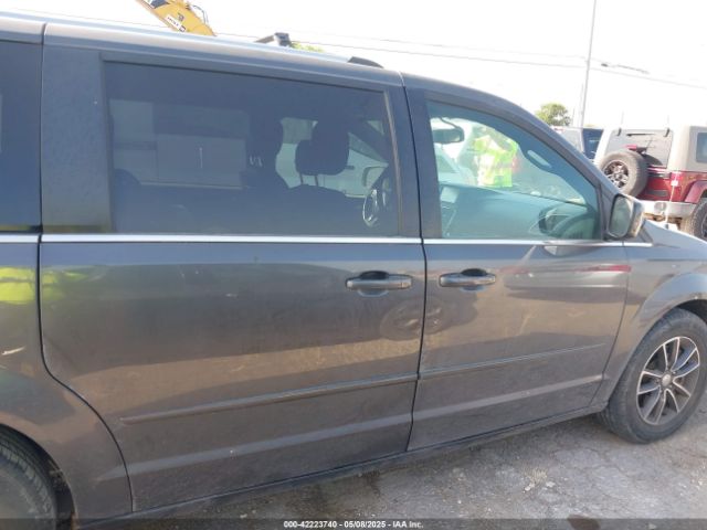 2C4RDGCG2HR863266 Dodge Grand Caravan Sxt
