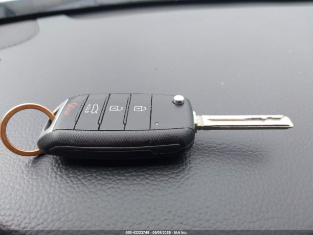 KNAGM4A79F5555866 KIA Optima Lx