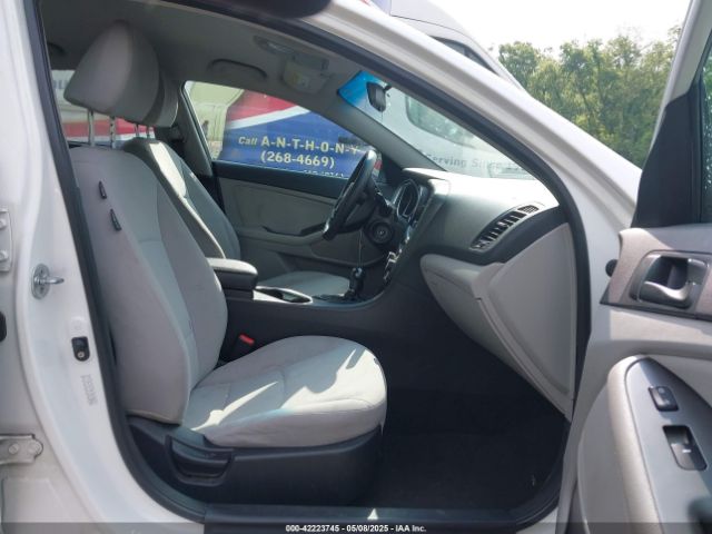 KNAGM4A79F5555866 KIA Optima Lx