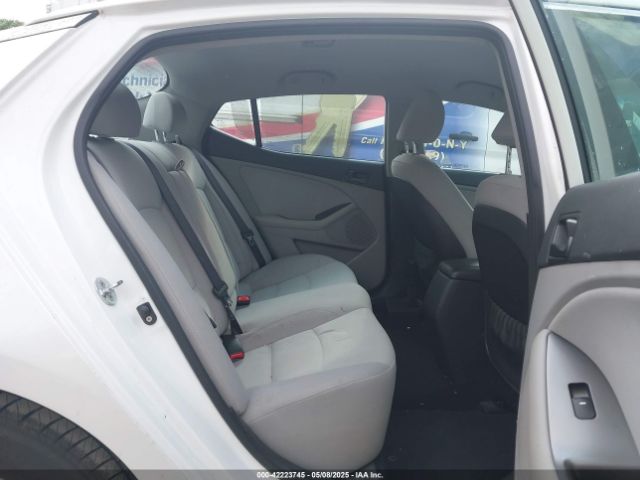 KNAGM4A79F5555866 KIA Optima Lx